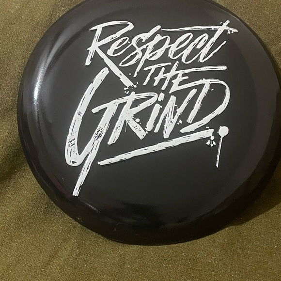 RESPECT THE GRIND 12” Embossed Button Metal Gym Sign NEW - Picture 3 of 6